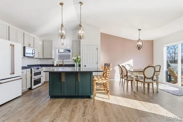 $515,000 | 17513 Wyman Ridge Drive, Eureka, MO 63025