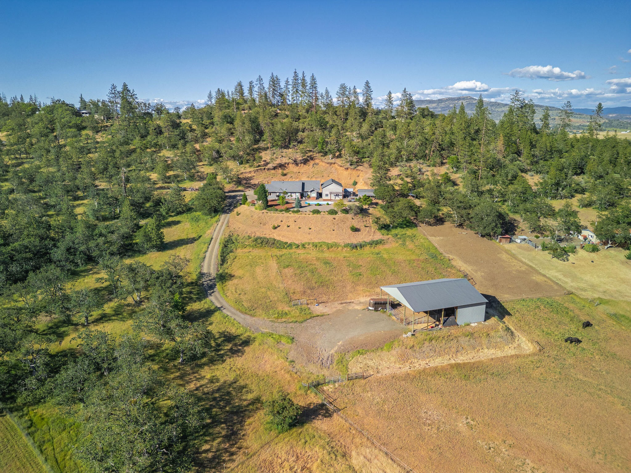 158 Rockingham Circle Eagle Point, OR 97524 - Photo 40 of 58 HD-38