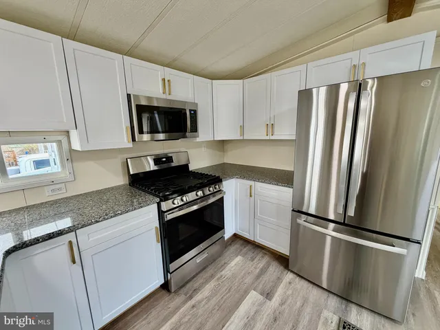 $89,900 | 3715 Stony Brook Drive, Unit 15, York, PA 17402