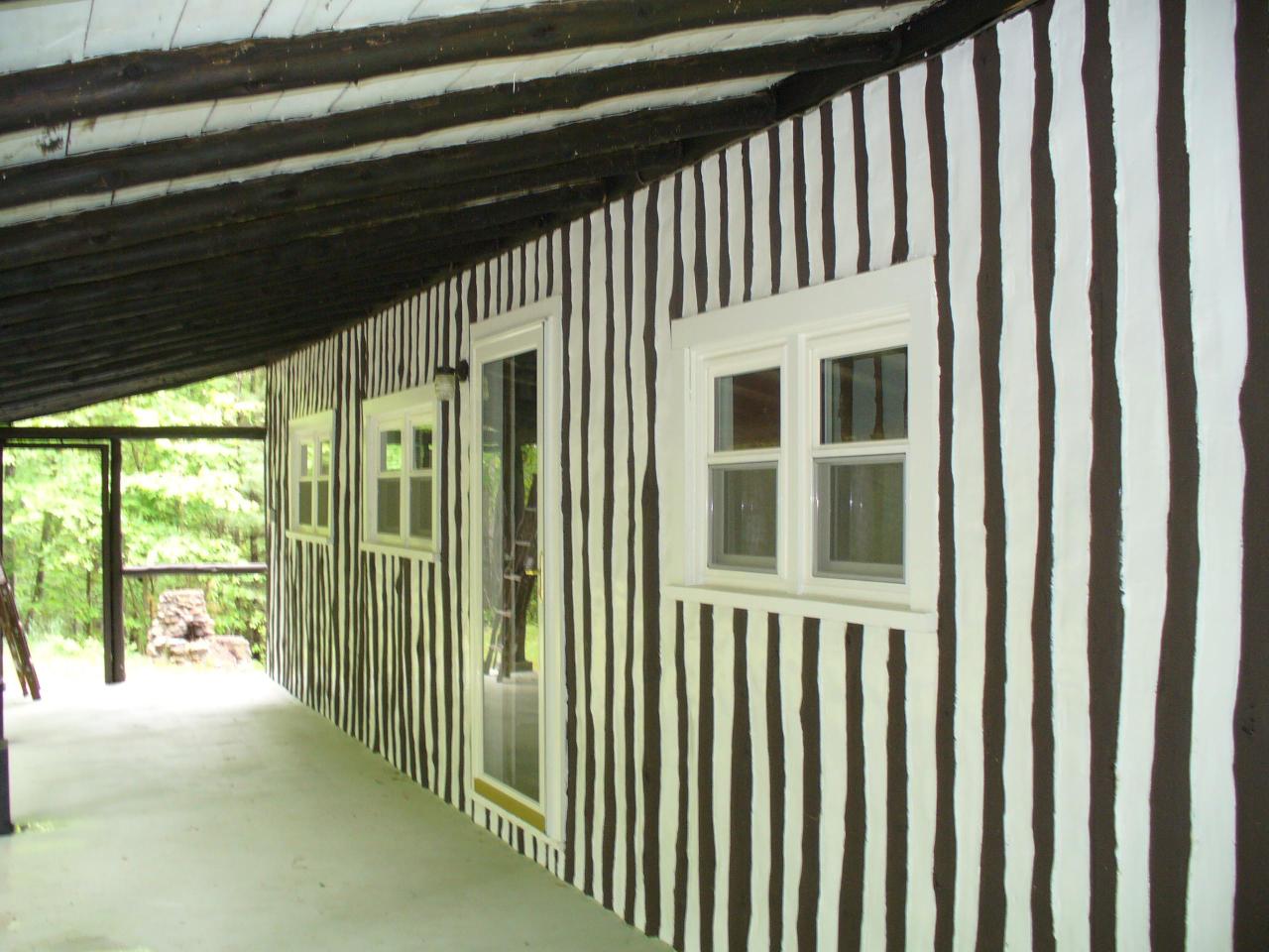 6124 Sunnycrest Road Roanoke, VA 24018 - Photo 4 of 5 Covered Porch