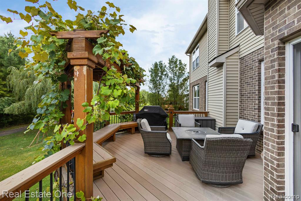3446 Connors Drive Rochester Hills, MI 48307 - Photo 9 of 50