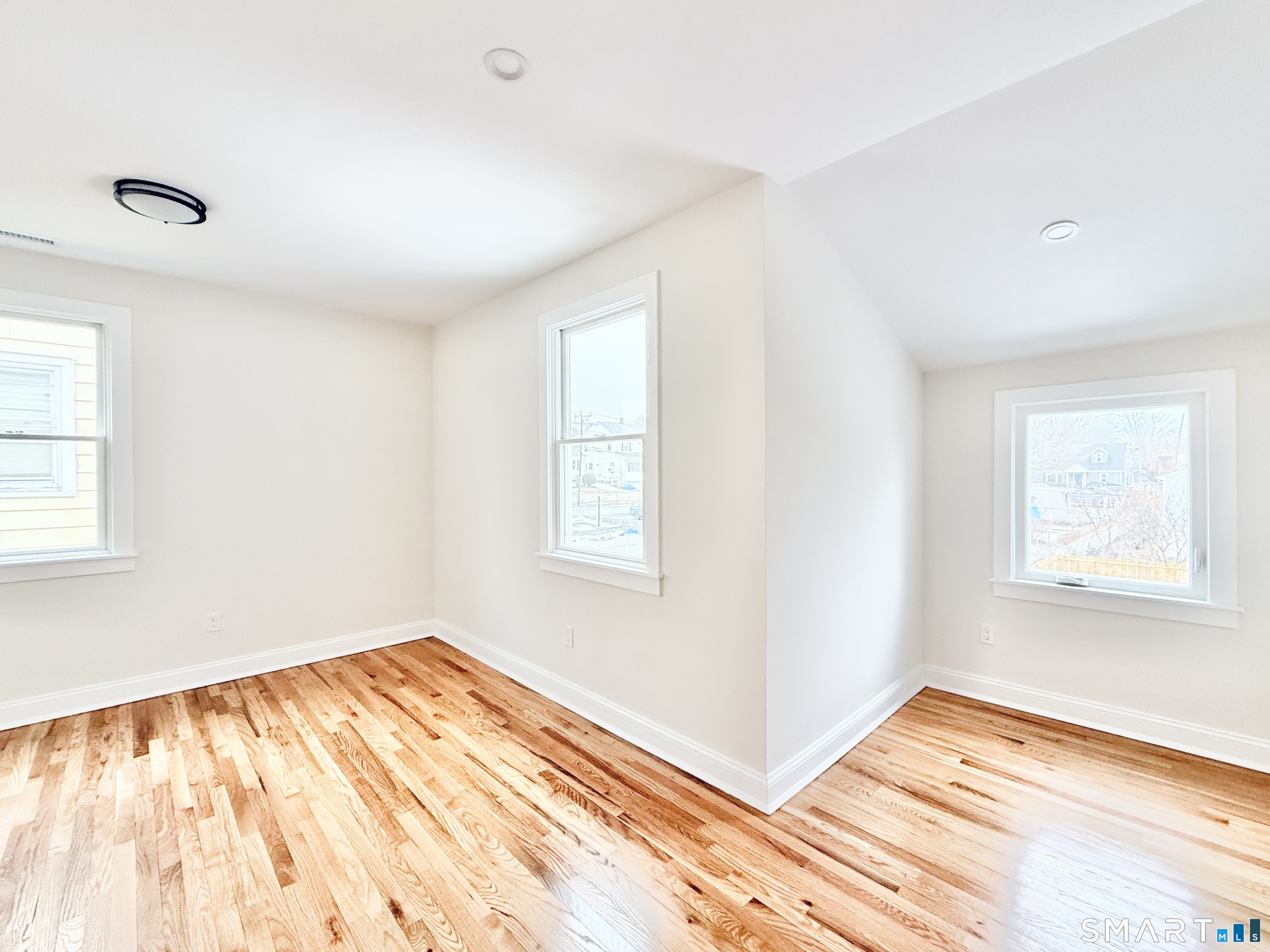 23 Congress Street Stamford, CT 06902 - Photo 25 of 40