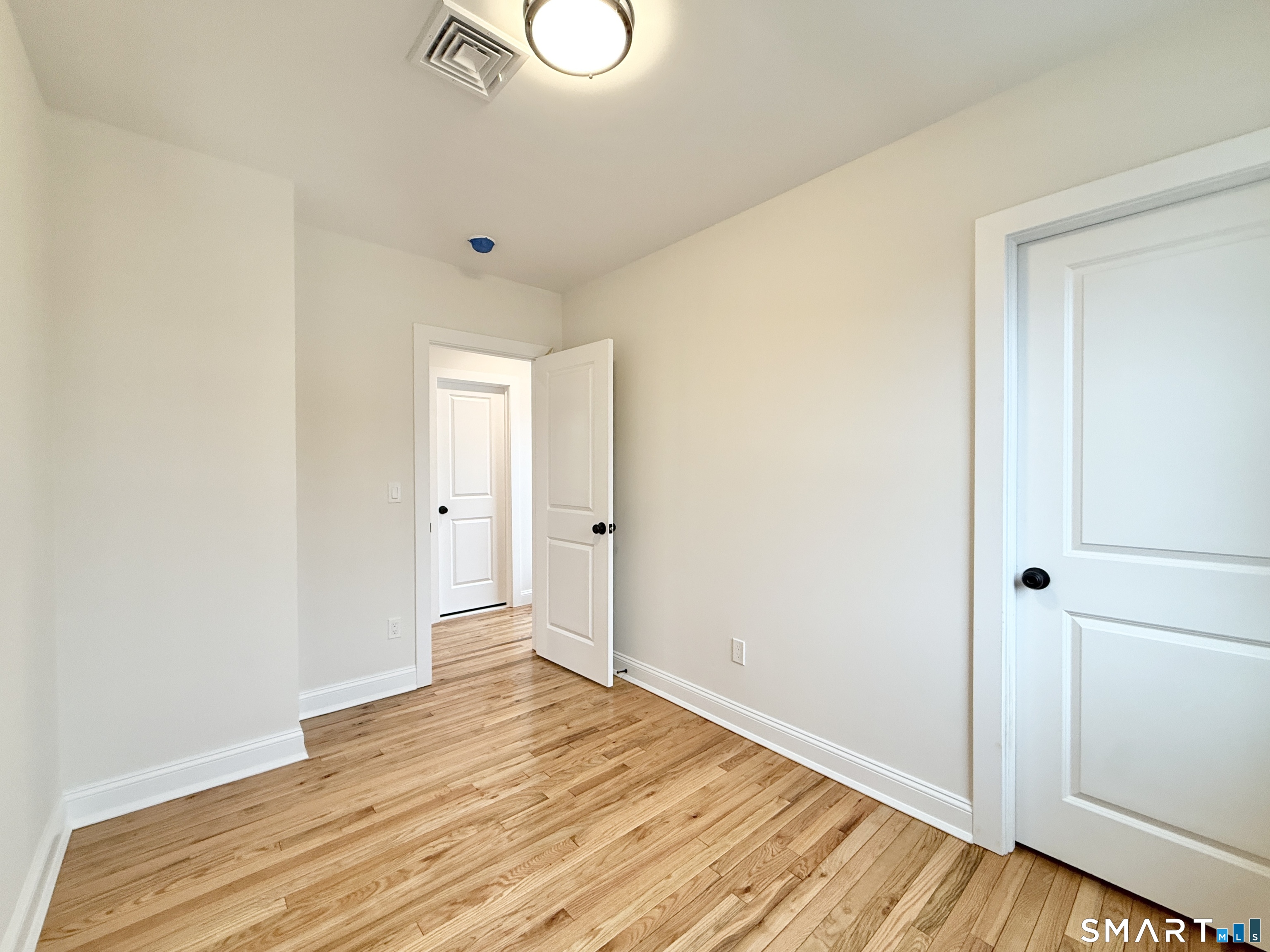 23 Congress Street Stamford, CT 06902 - Photo 33 of 40