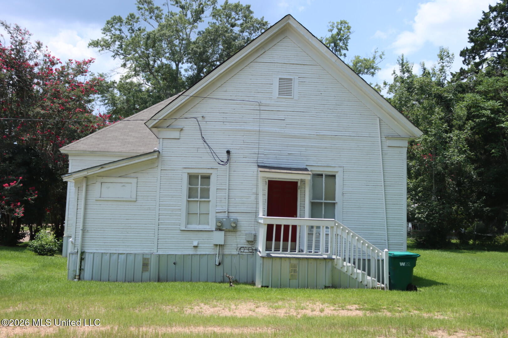 802 Union Street Brookhaven, MS 39601 - Photo 4 of 36 IMG_9930