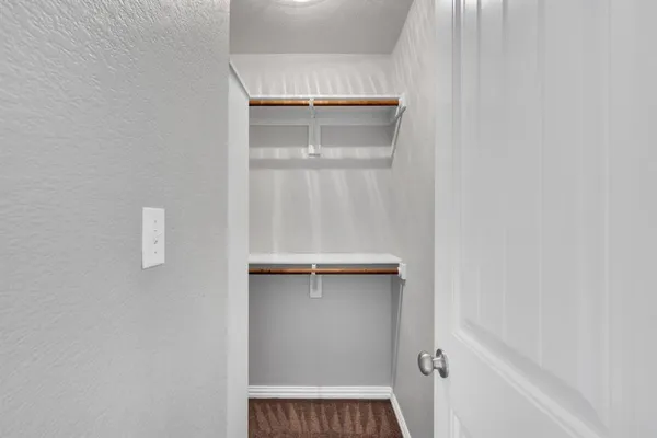 $1,950 | 2320 Bloomfield Drive, Arlington, TX 76012