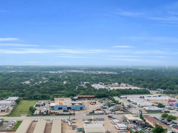 $1,950 | 2320 Bloomfield Drive, Arlington, TX 76012