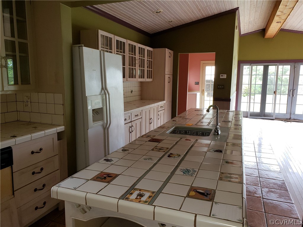 3147 Harryhogan Road Callao, VA 22435 - Photo 10 of 36