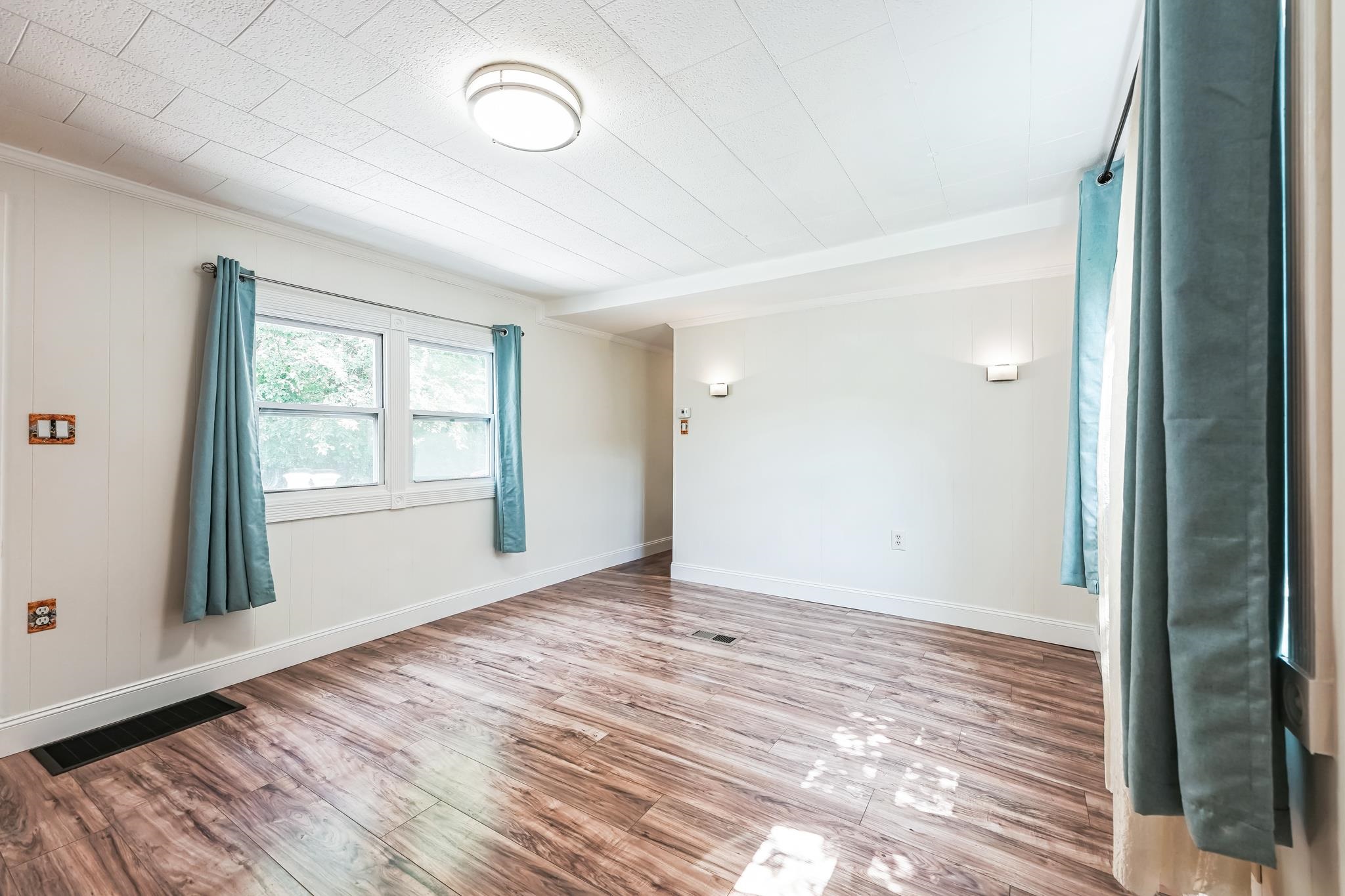 75 South Policy Street, Unit 45 Salem, NH 03079 - Photo 19 of 27