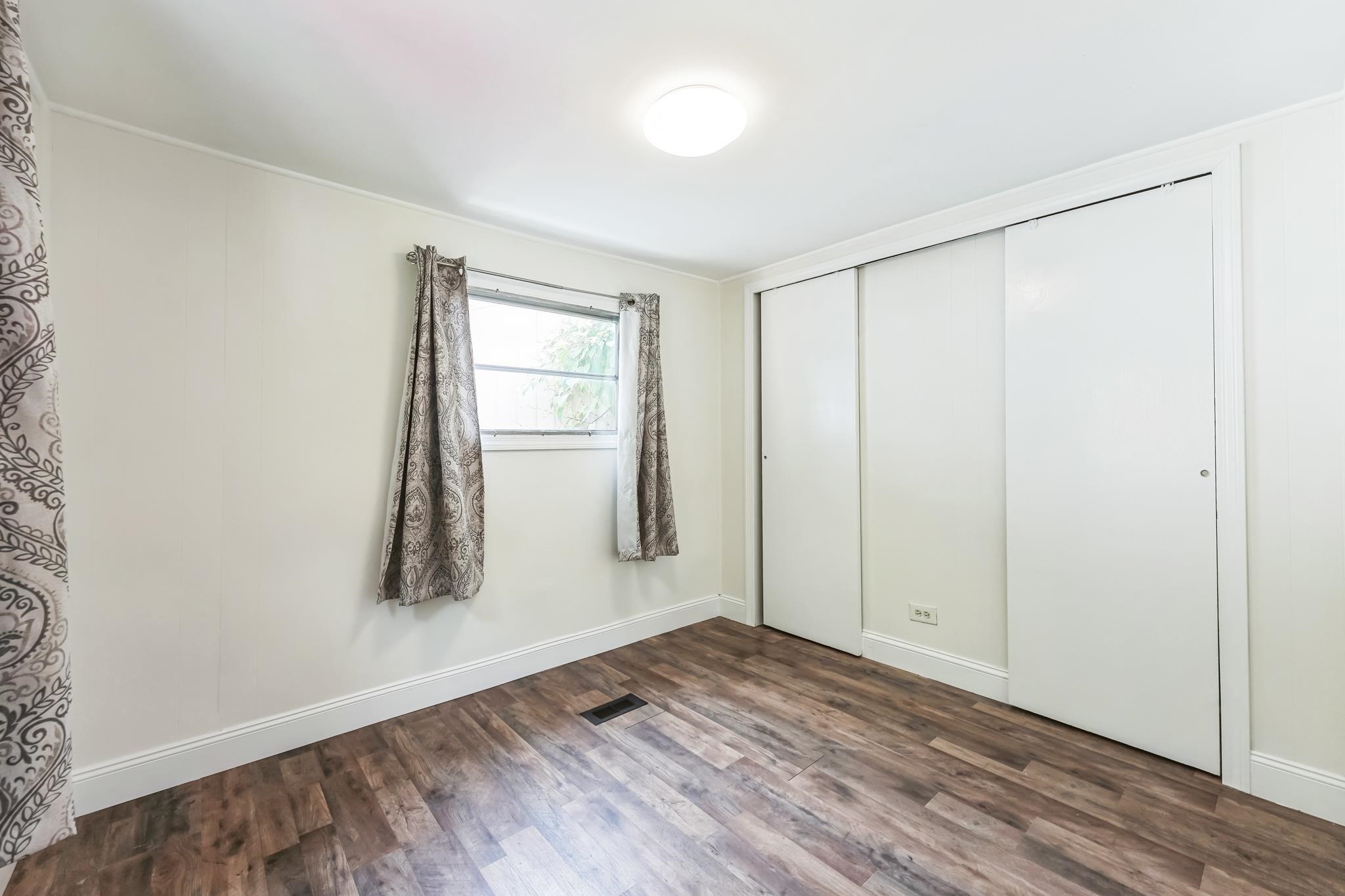 75 South Policy Street, Unit 45 Salem, NH 03079 - Photo 23 of 27