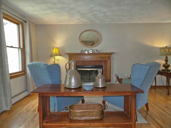 178 West Street Reading, MA 01867 - Photo 5 of 25 Gallery Image 5