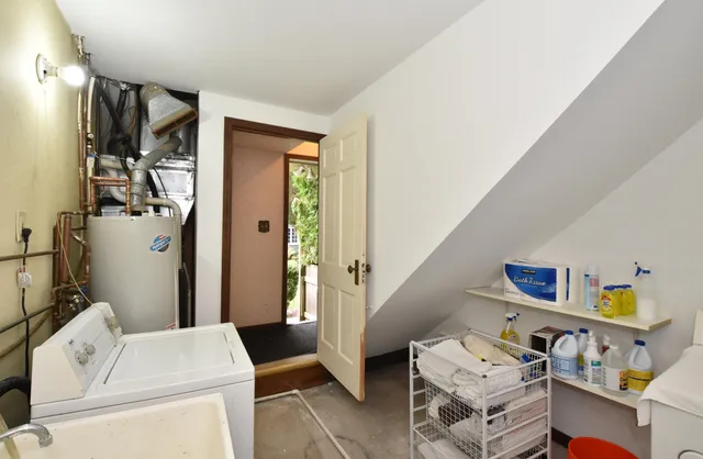 $1,500 | 661 South Lake Shore Drive, Lake Geneva, WI 53147