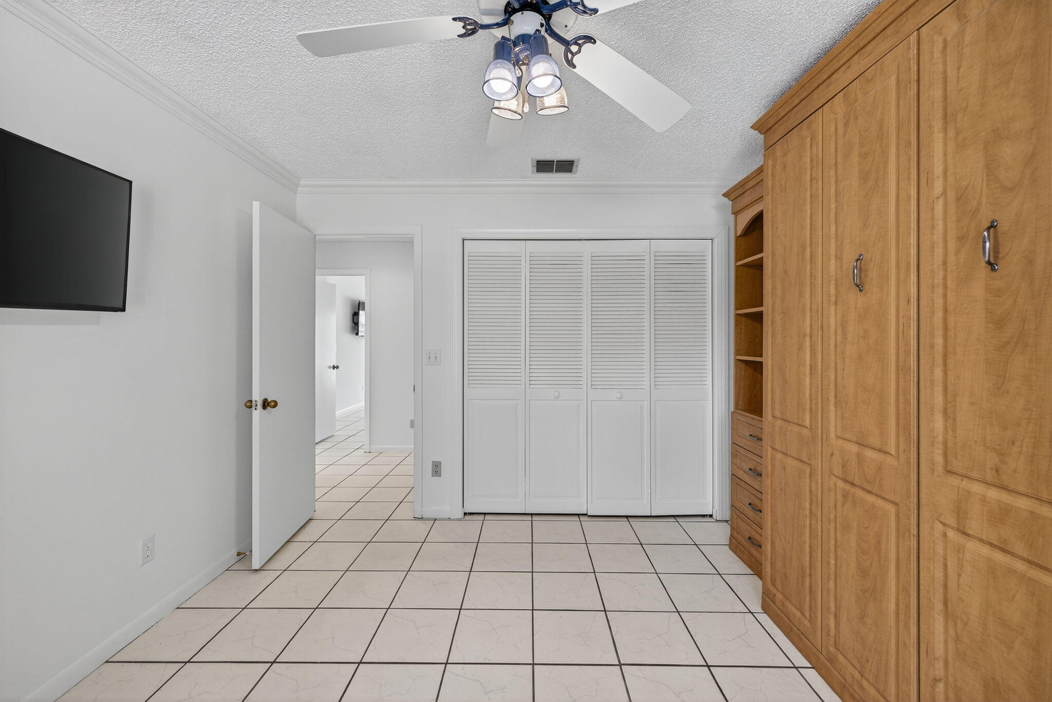 3140 Old Orchard Road Davie, FL 33328 - Photo 18 of 41 a view of an empty room