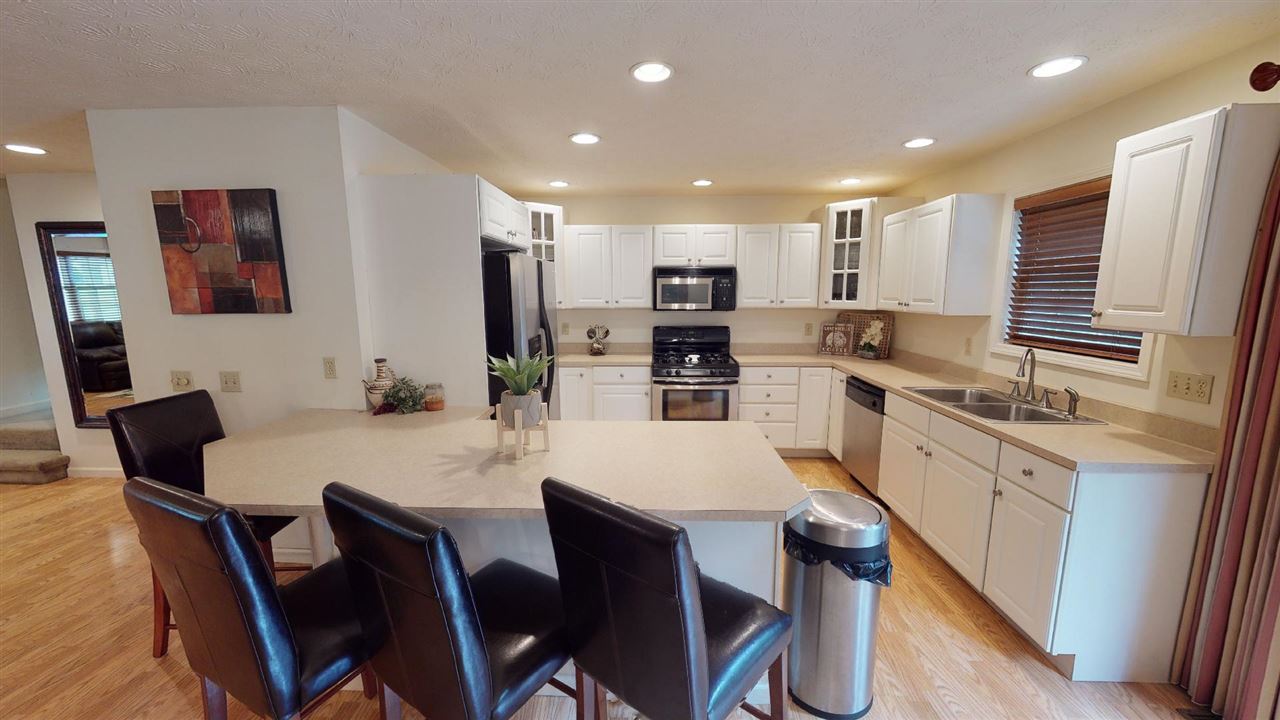6325 Aracoma Road Huntington, WV 25705 - Photo 10 of 29 Gallery Image 10
