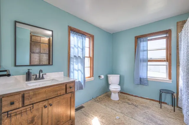 $200,000 | 300 Broad Street, Wartrace, TN 37183