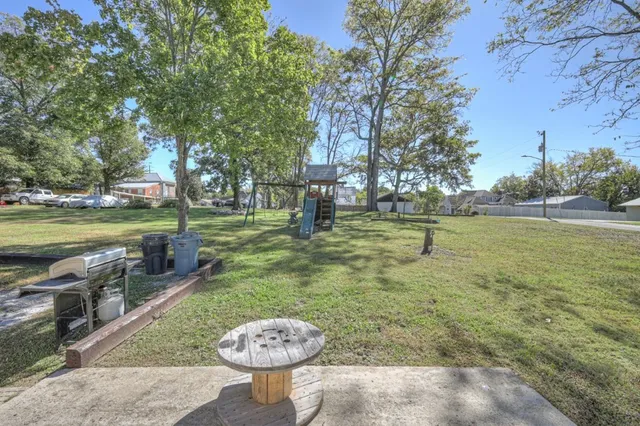 $200,000 | 300 Broad Street, Wartrace, TN 37183