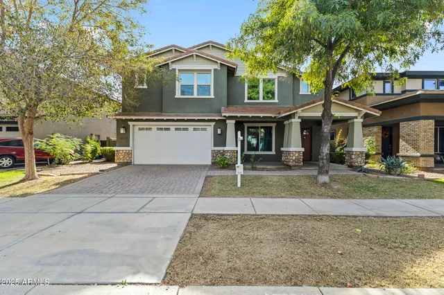 $875,000 | 4107 East Palo Verde Street, Gilbert, AZ 85296