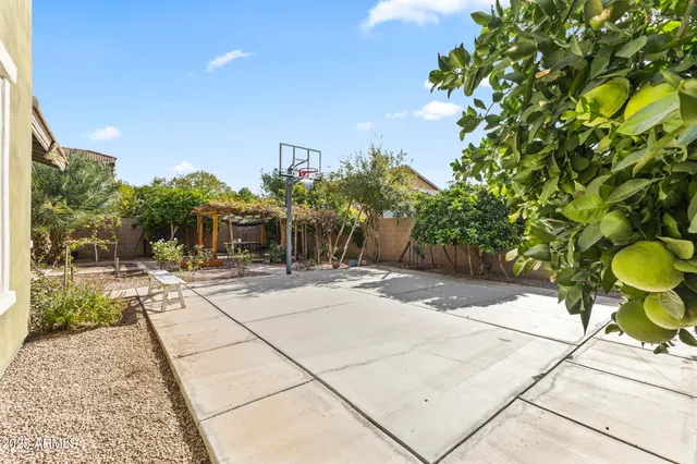 $875,000 | 4107 East Palo Verde Street, Gilbert, AZ 85296