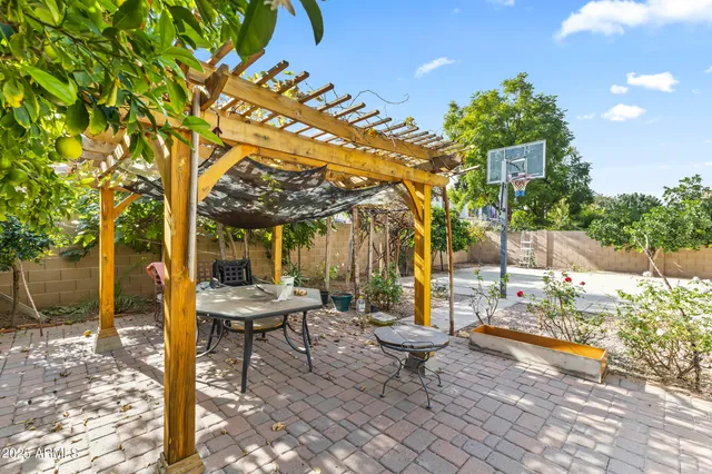 $875,000 | 4107 East Palo Verde Street, Gilbert, AZ 85296