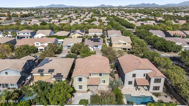 $875,000 | 4107 East Palo Verde Street, Gilbert, AZ 85296