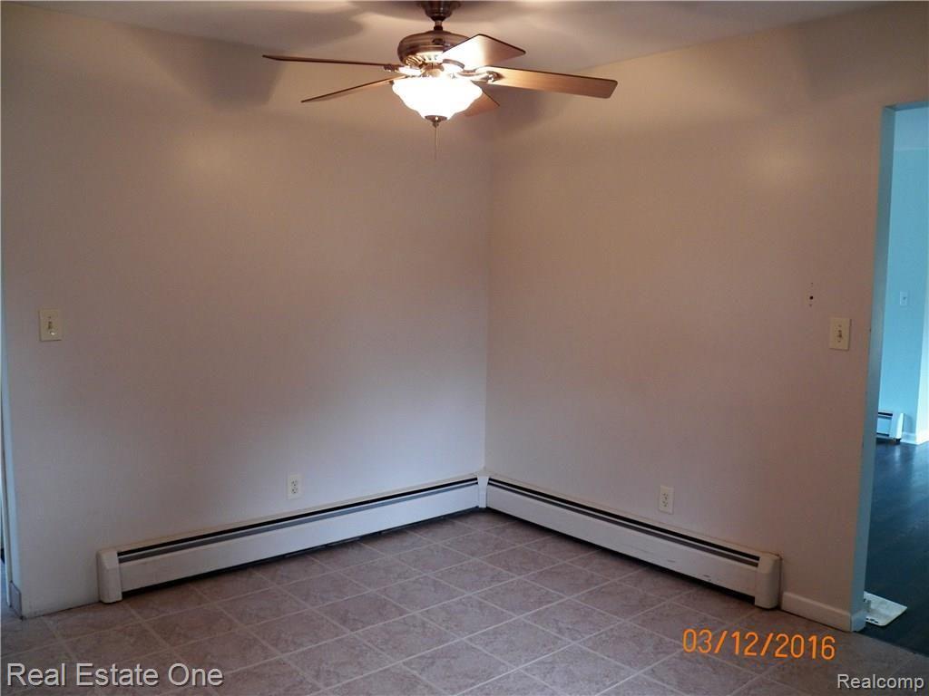 47700 Bemis Road Belleville, MI 48111 - Photo 11 of 34