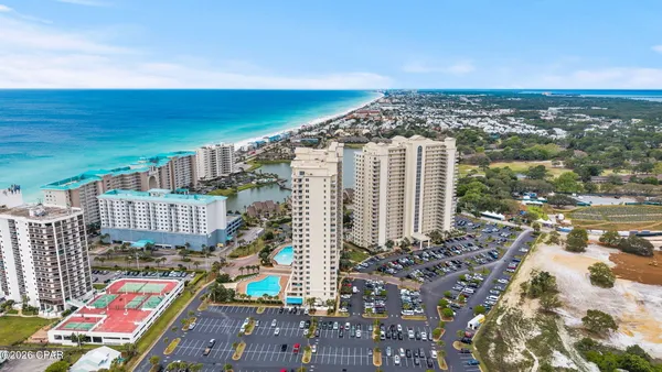 $440,000 | 112 Seascape Drive, Unit 606, Miramar Beach, FL 32550