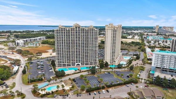 $440,000 | 112 Seascape Drive, Unit 606, Miramar Beach, FL 32550