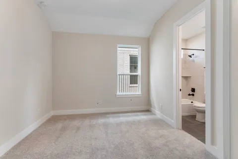 $750,000 | 8143 Fenway Hts Drive, The Woodlands, TX 77389