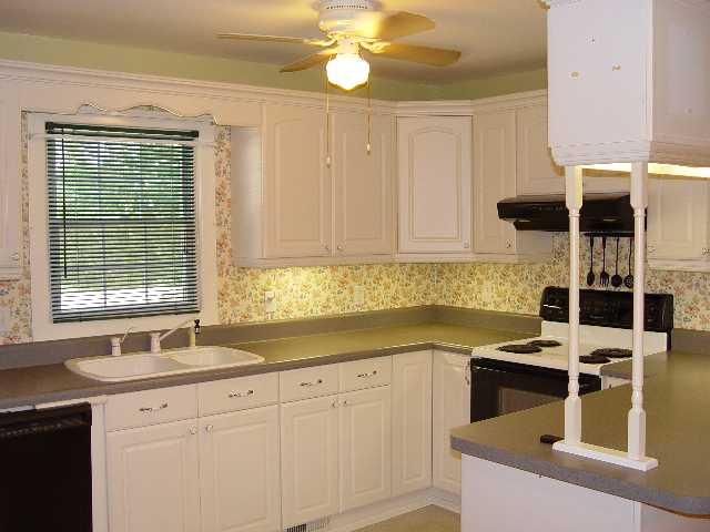 298 Cobb Bridge Road Westminster, SC 29693 - Photo 4 of 9 Gallery Image 4