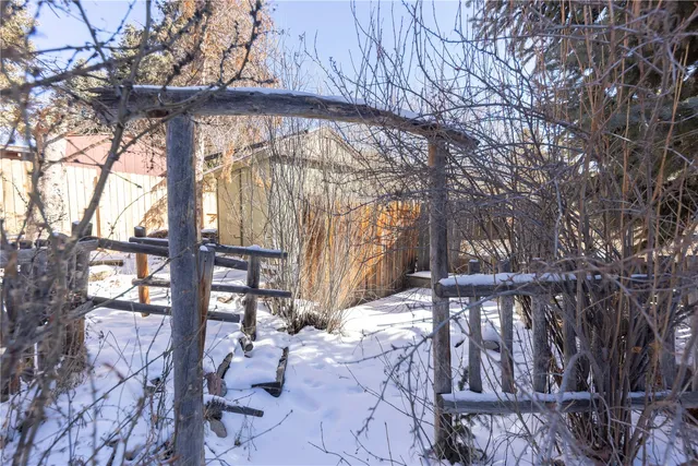 a view of outdoor space yard and patio