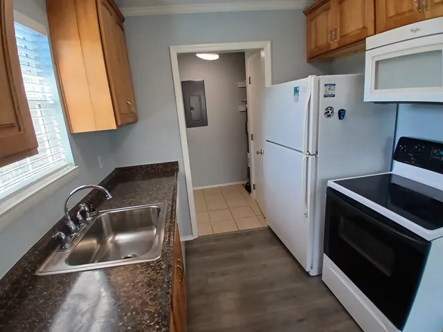 $2,100 | 669 Bald Point Road, Panacea, FL 32346