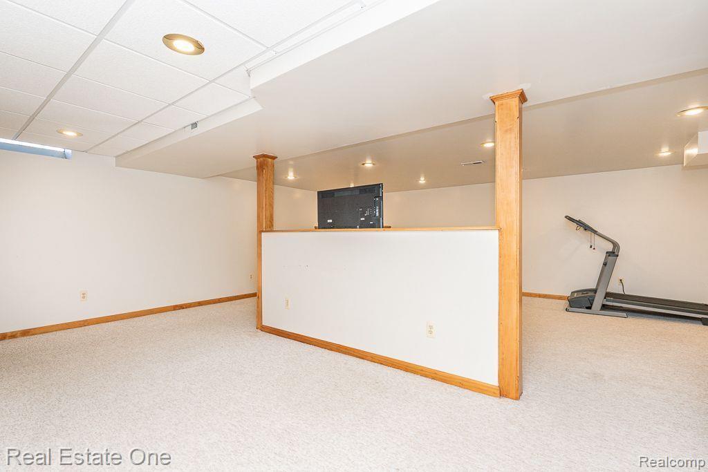 185 Windrift Rochester Hills, MI 48307 - Photo 40 of 51 Gallery Image 40