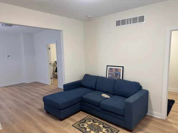 $1,400 | 6181 Hecla Street, Detroit, MI 48208