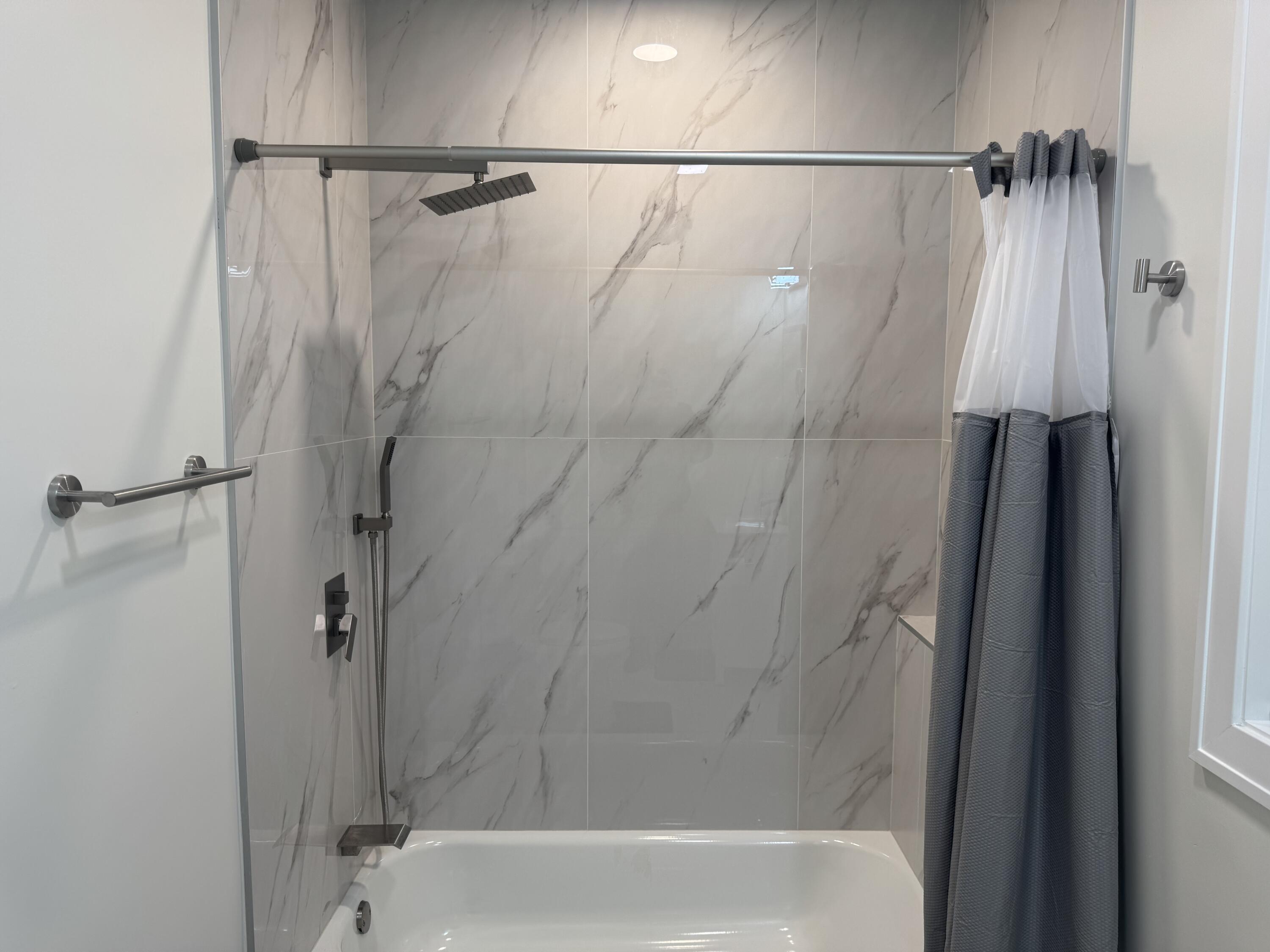 6181 Hecla Street Detroit, MI 48208 - Photo 9 of 10 IMG_3310