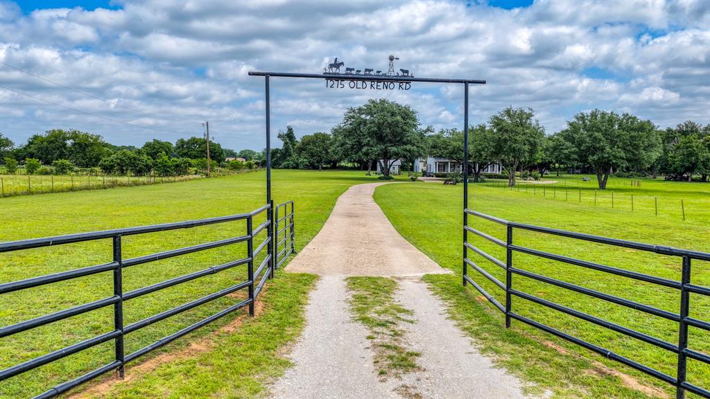 1275 Old Reno Road Springtown, TX 76082 - Photo 32 of 39