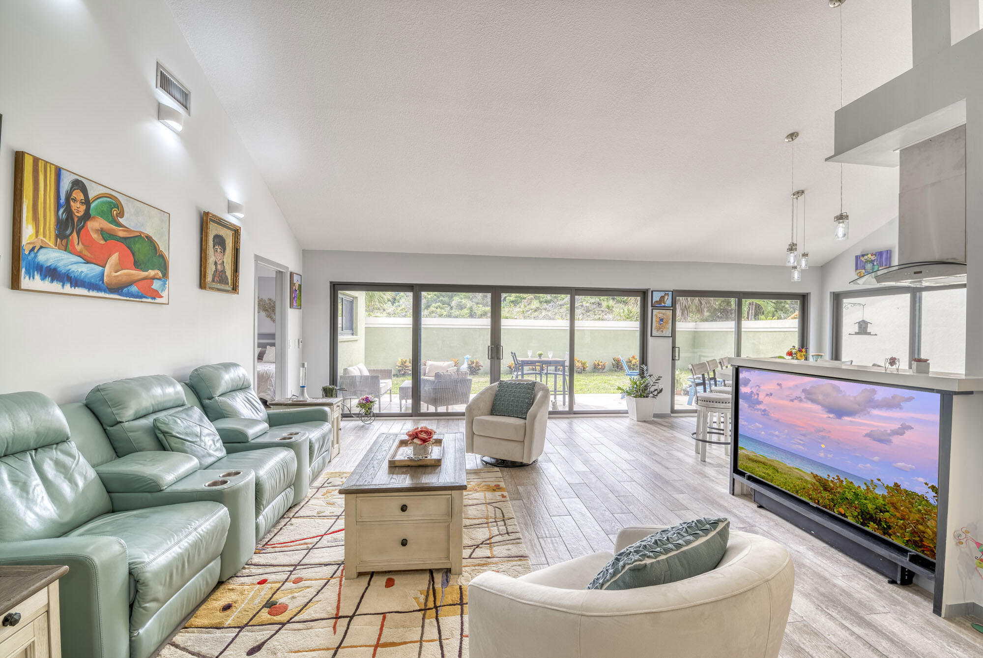 106 Sand Pine Drive Jupiter, FL 33477 - Photo 2 of 34 004