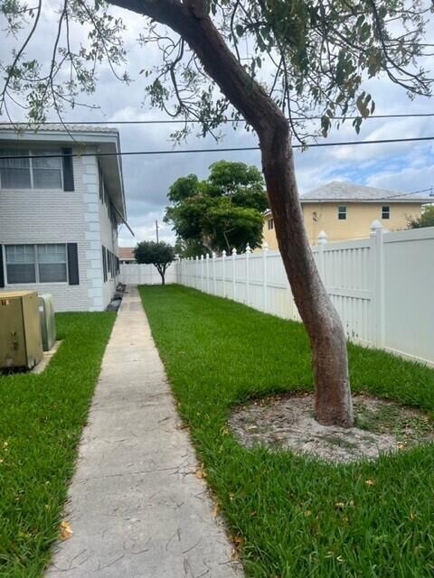 299 Southwest 7th Street, Unit 1060 Boca Raton, FL 33432 - Photo 16 of 16 golden arrow13