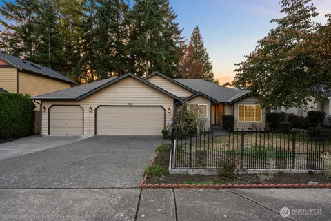 $950,000 | 1331 Blaine Avenue Northeast, Renton, WA 98056