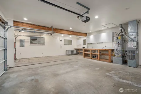 $950,000 | 1331 Blaine Avenue Northeast, Renton, WA 98056