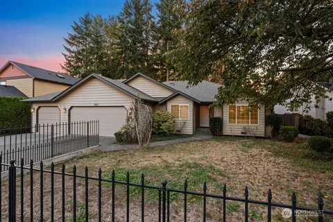 $950,000 | 1331 Blaine Avenue Northeast, Renton, WA 98056