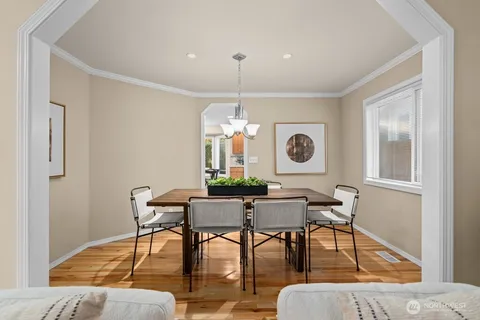 $950,000 | 1331 Blaine Avenue Northeast, Renton, WA 98056