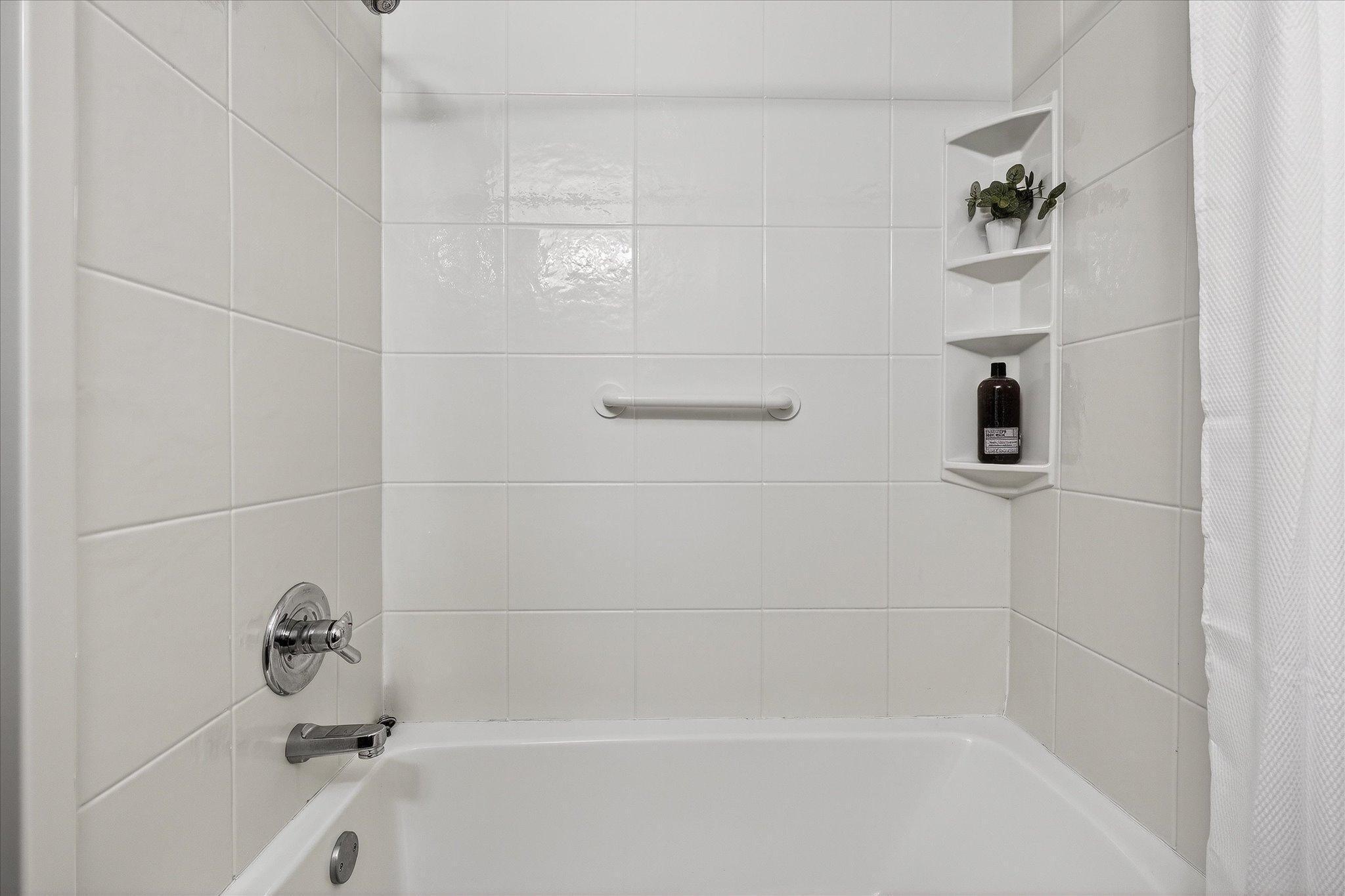 4600 Boone Avenue North New Hope, MN 55428 - Photo 16 of 57