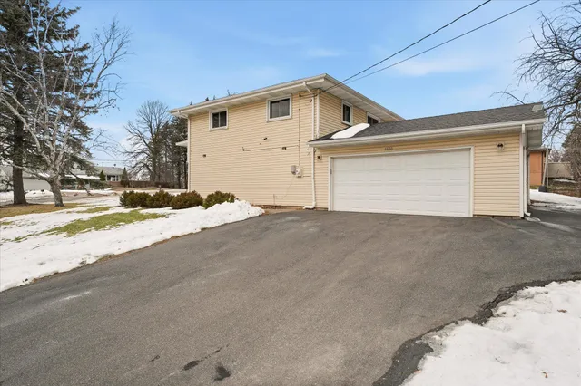 $375,000 | 4600 Boone Avenue North, New Hope, MN 55428