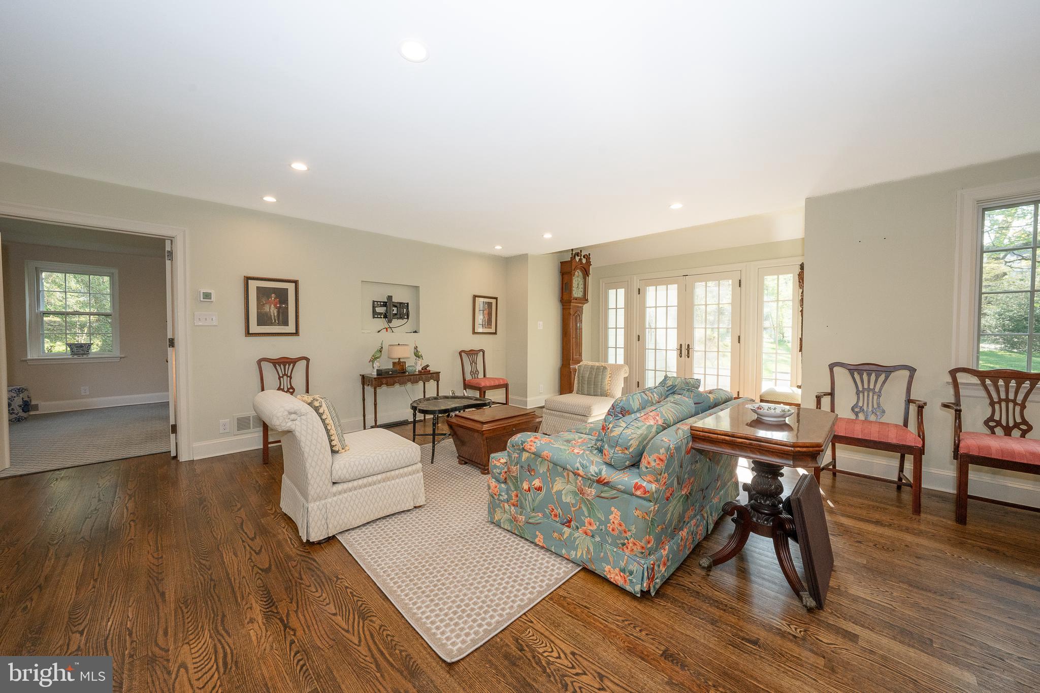 510 Lynmere Road Bryn Mawr, PA 19010 - Photo 5 of 44 a living room with furniture and wooden floor
