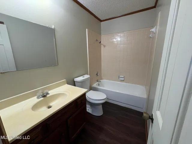 $1,350 | 394 Brookwood Lake Place, Byram, MS 39272