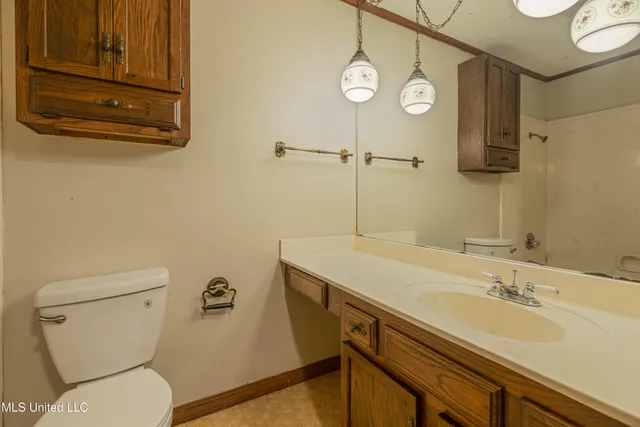 $1,350 | 394 Brookwood Lake Place, Byram, MS 39272