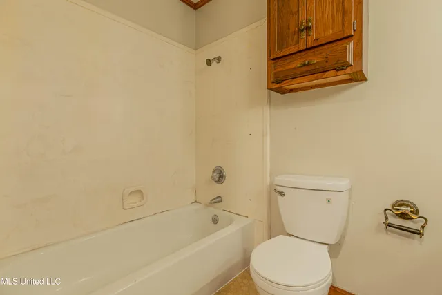 $1,350 | 394 Brookwood Lake Place, Byram, MS 39272