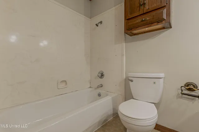 $1,350 | 394 Brookwood Lake Place, Byram, MS 39272