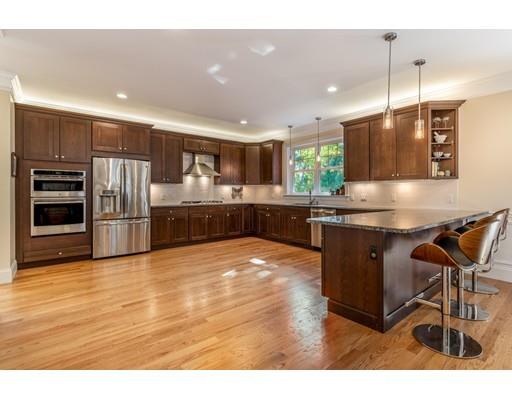 152 Hawthorne Road Waltham, MA 02451 - Photo 8 of 23 Gallery Image 8