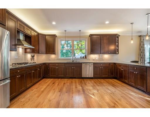 152 Hawthorne Road Waltham, MA 02451 - Photo 9 of 23 Gallery Image 9
