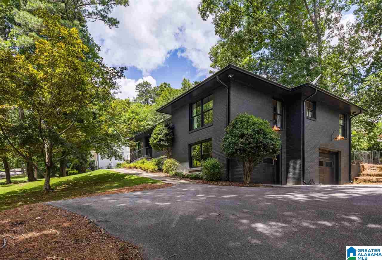 3325 Crosshill Road Birmingham, AL 35223 - Photo 2 of 43